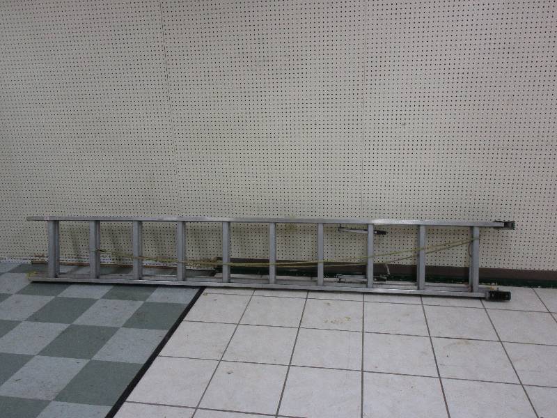 lot 84 image: Werner Extension Ladder