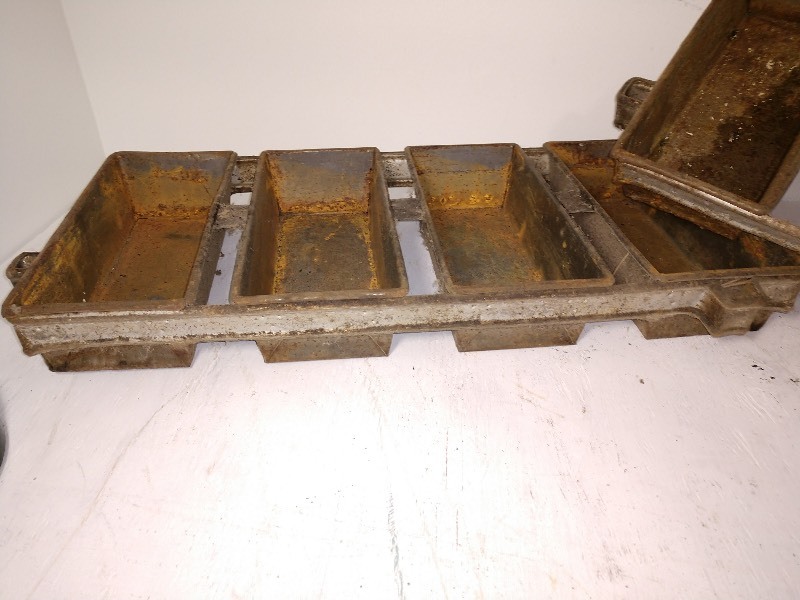 No. 10 Lockwood Vintage Commercial Bread Loaf Pans (2)