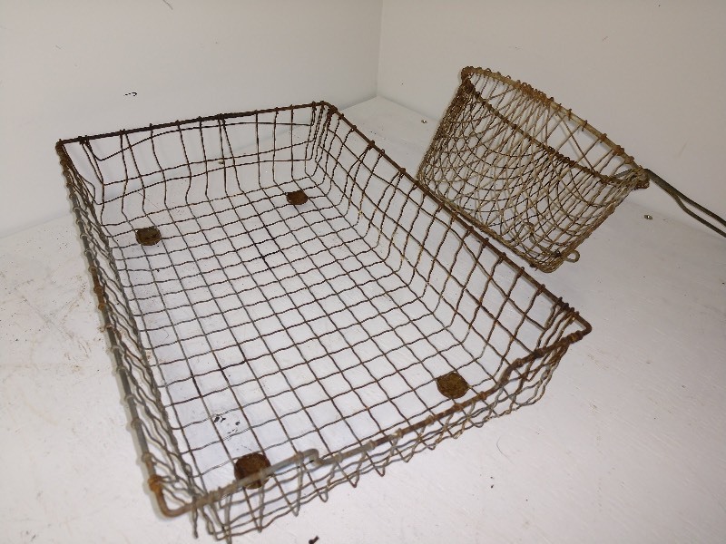 Primitive Wire Mesh Baskets