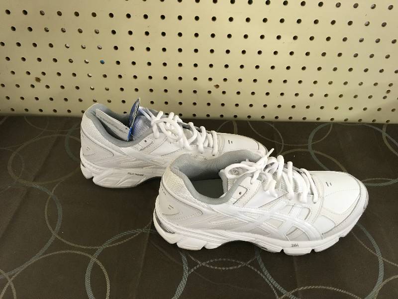 Asics Womens Gel-190 Training- White 8.5, MSRP $61.59
