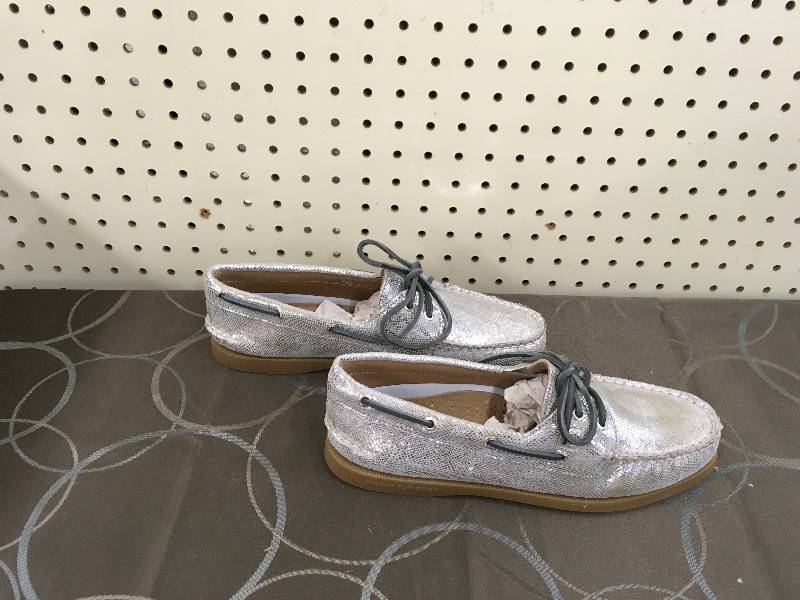 Sperry AO METALLIC PYTHON Silver 8.5, MSRP $35.69