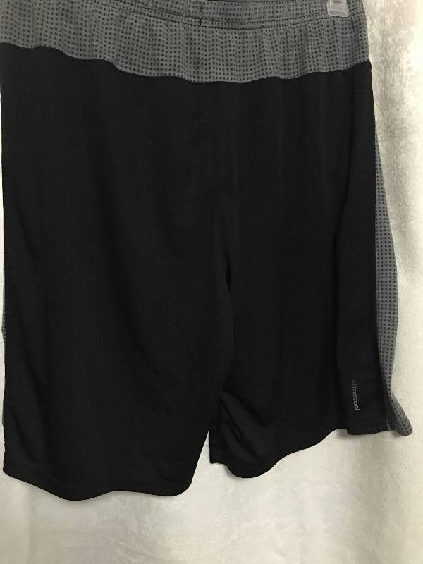 Adidas shorts black grey XL