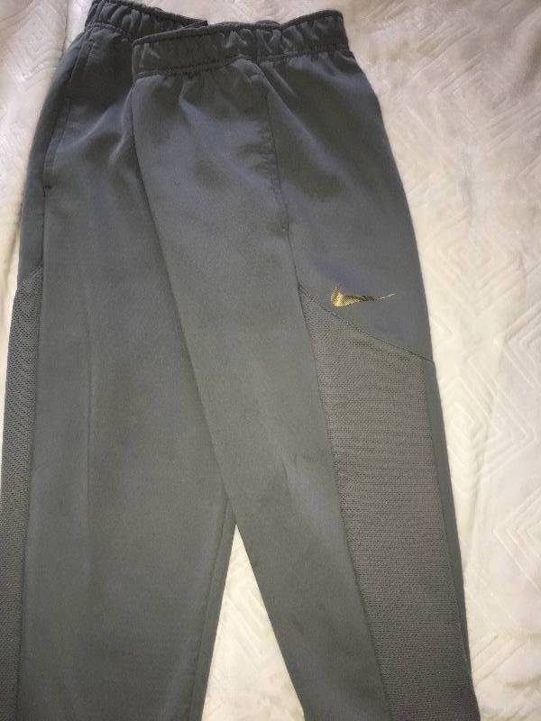 Nike ThermaFit Jordan Sweatpants Large