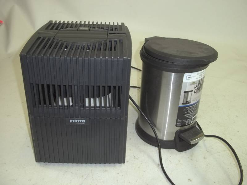 Air purifier and Small Garbage can