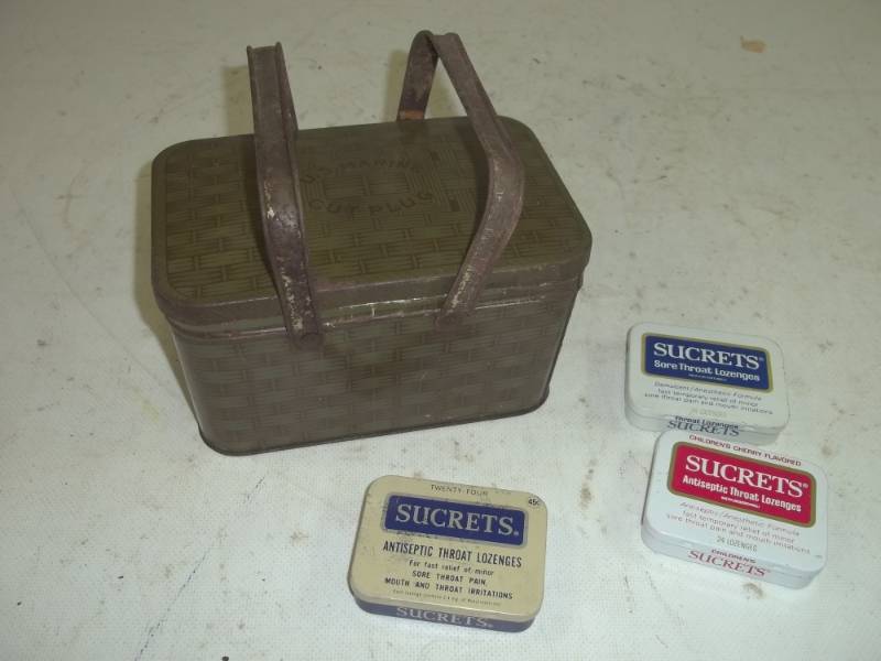 US Marines Tin with other tins