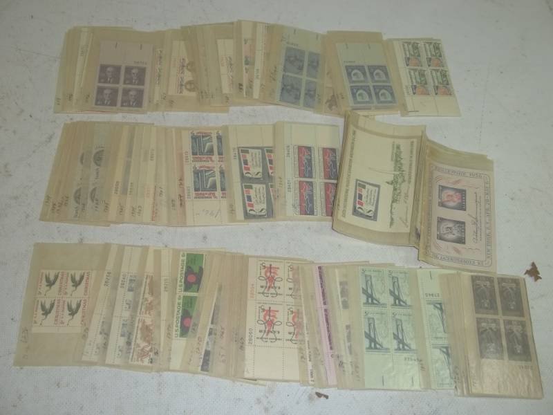 Large lot of Assorted stamps