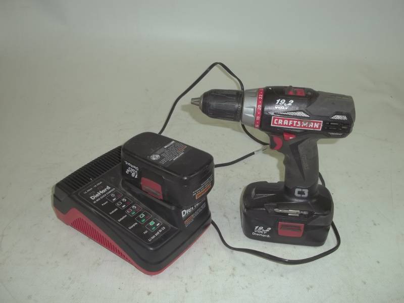 Craftsman 19.2 Rechargeable drill and 2 batteries  with charger
