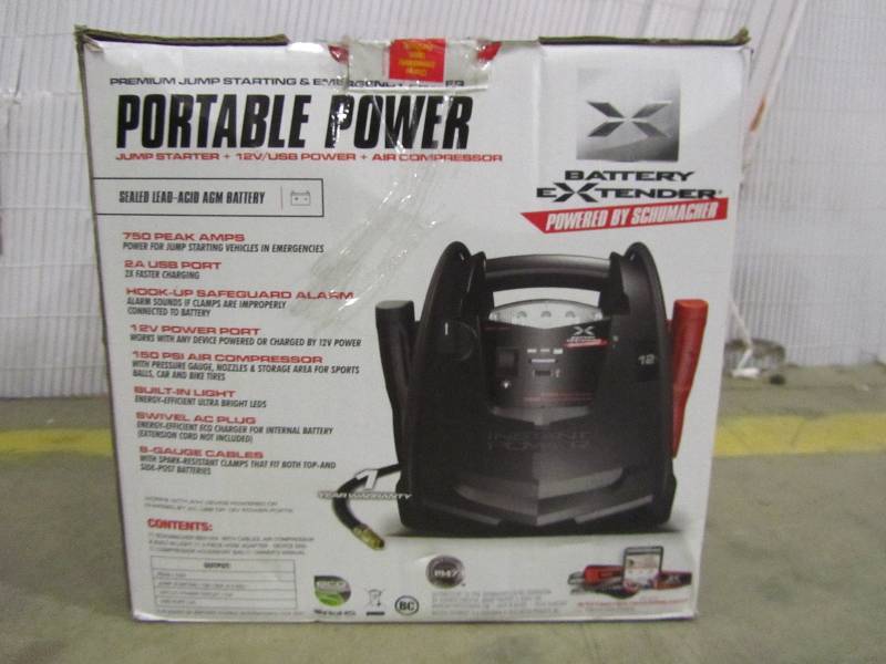 lot 17 image: Battery Extender 12-Volt, 750 Amp Battery Jump Starter