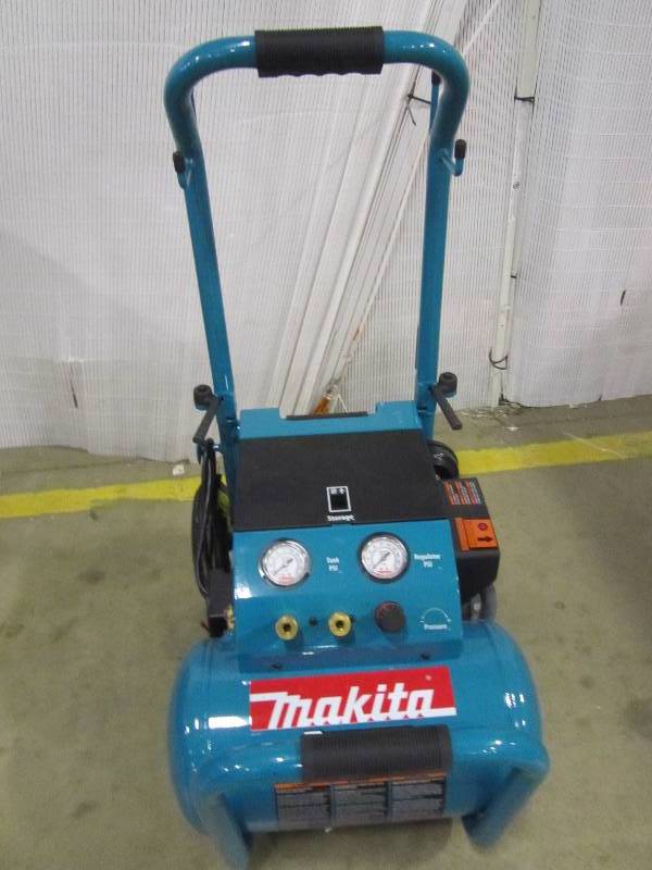 lot 87 image: Makita 5.2 Gal. 3.0 HP Electric Single Tank Air Compressor