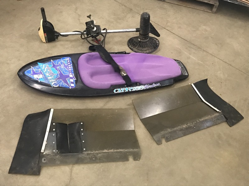 lot 16 image: Lot Of Knee Board, 12Volt Trolling...