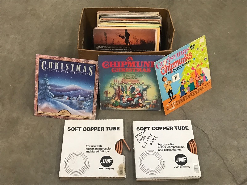 lot 21 image: Box Of Assorted Vintage Records & (...