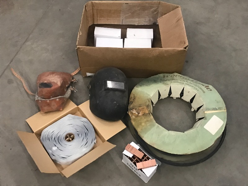 lot 26 image: Box Of Assorted Knee Pads, Welding...