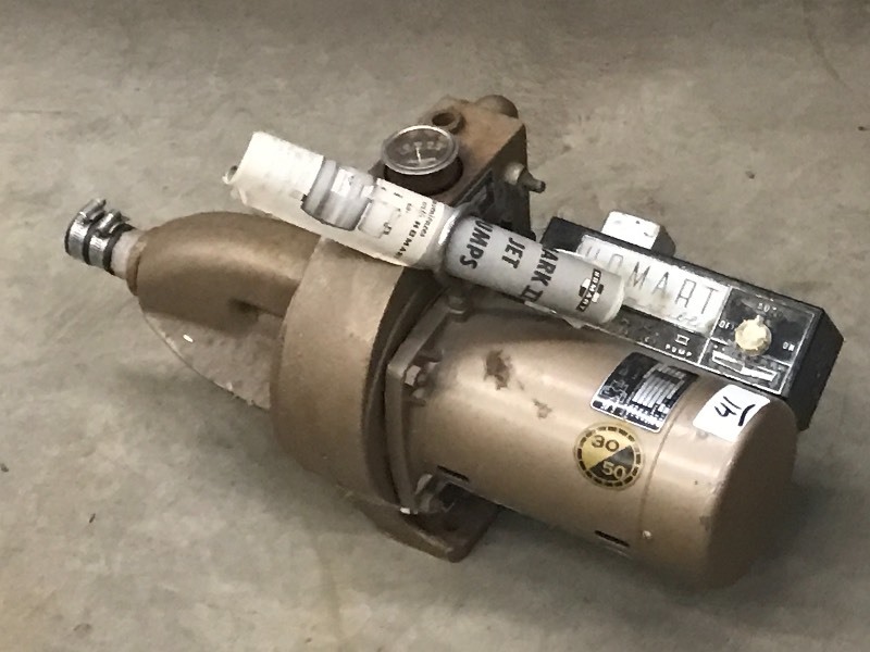 lot 41 image: JET Mark II 3050 Water Pump ...