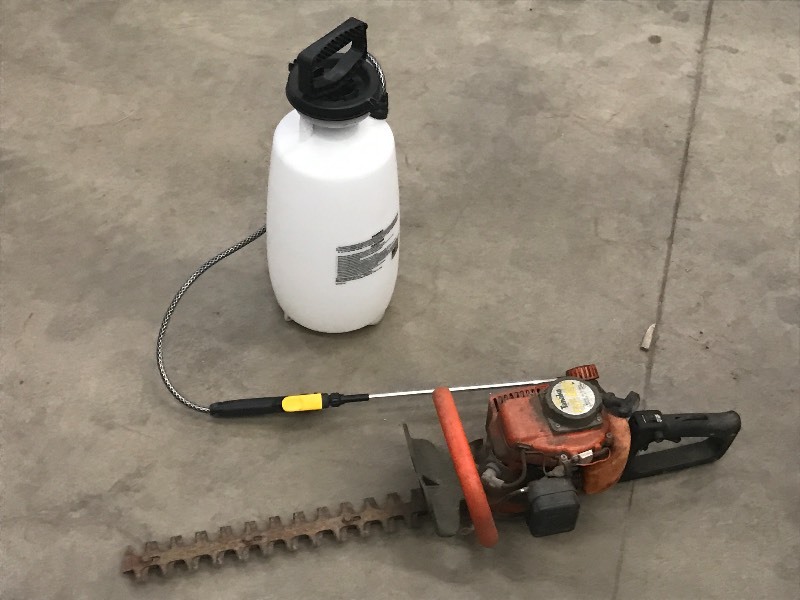 lot 63 image: (1) Tanaka Hedge Trimmer & (1) Roun...