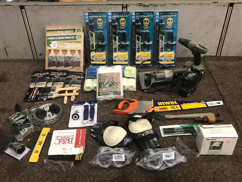 lot 95 image: Box Lot Of Assorted Painting Suppli...