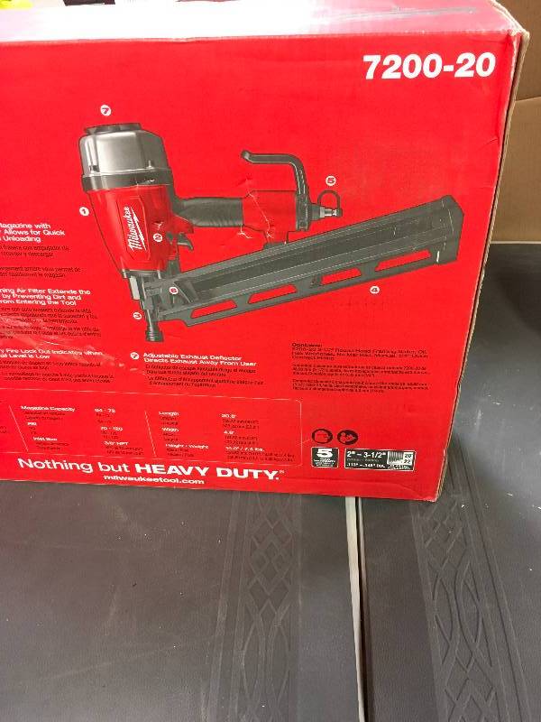 Milwaukee 3-12 in. Full Round Head Framing Nailer open box never used
