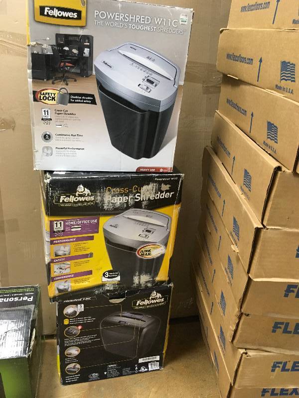 Lot of 3 Fellowes Paper Shredder need repair or no working properly