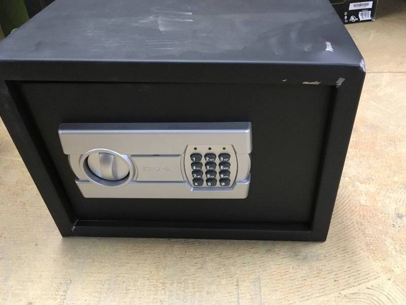 Stack-On PS-1514 Personal Safe with Electronic Lock  damage door dont open