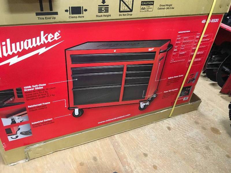Milwaukee 46 in. 8-Drawer Rolling Steel Storage Cabinet, Red and Black-48-22-8520 open box never used