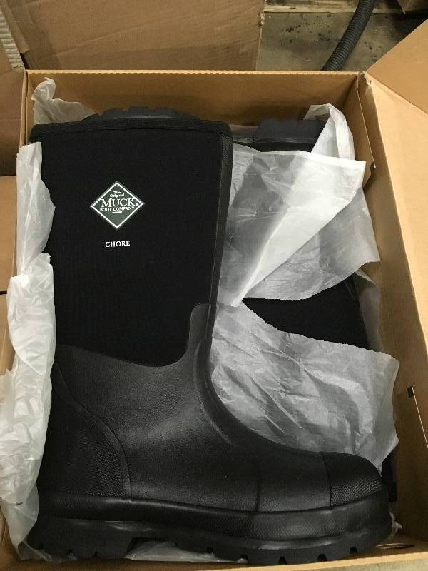 lot 13 image: Chore All Conditions Work Boot - Mens Size 11 or Women Size 12 open box never used