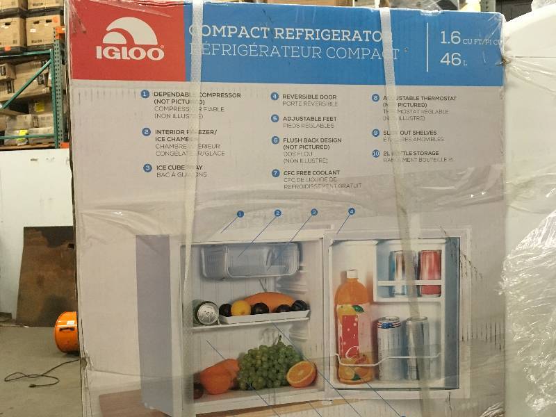 lot 47 image: Igloo 1.6-cu ft Compact Refrigerator open box never used