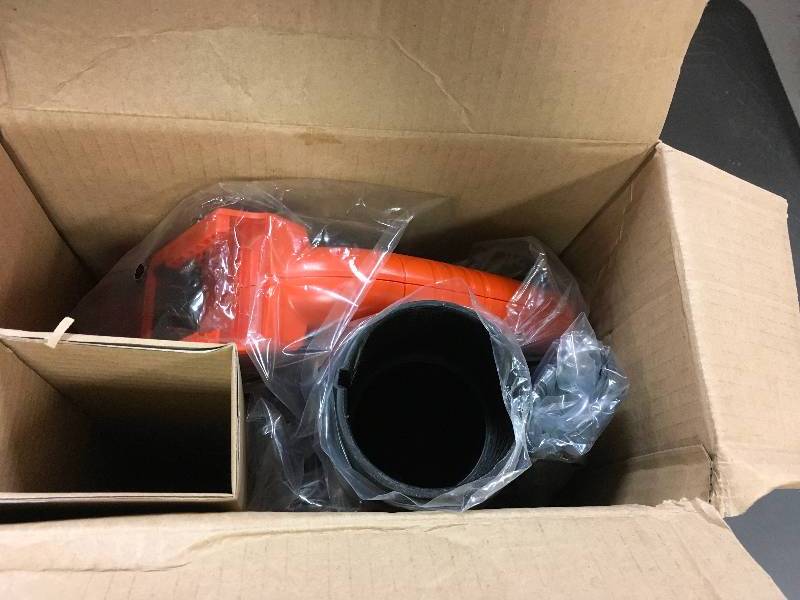 lot 33 image: Black & Decker 20 Volt MAX Cordless Lithium-Ion Single Speed Handheld Sweeper open box never used