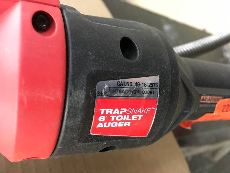 lot 103 image: Milwaukee Trap Snake 6 Toilet Auger