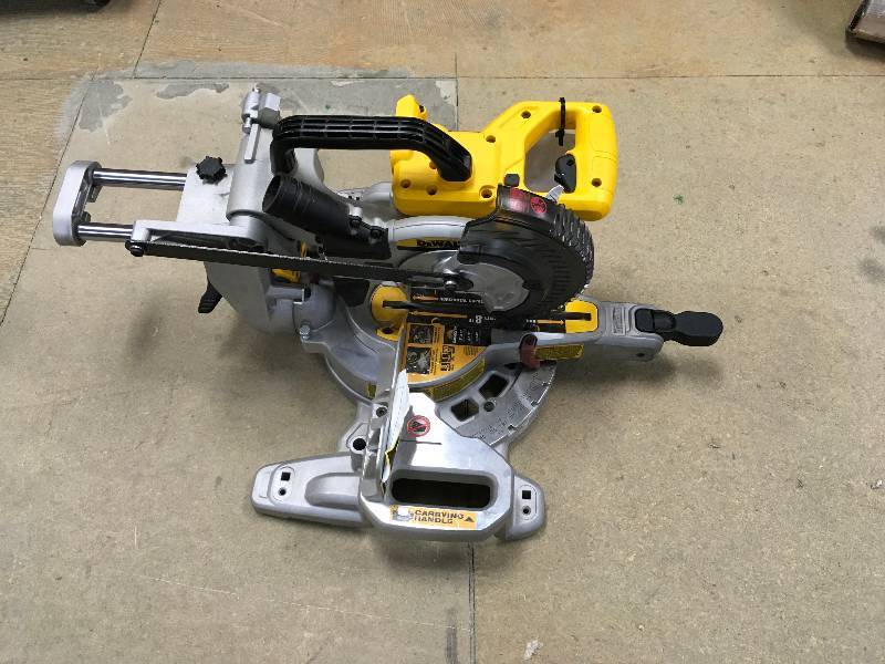 lot 116 image: DEWALT 20-Volt Max Lithium-Ion Cordless Miter Saw (Tool-Only)  in working conditions