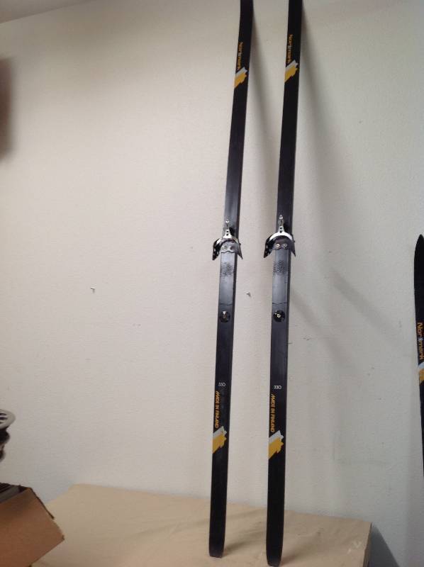 lot 15 image: Normark Skis