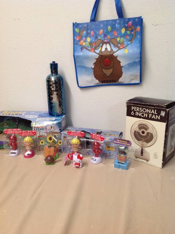 lot 61 image: Kid Toys, Decanter, Bag, Solar Figures.
