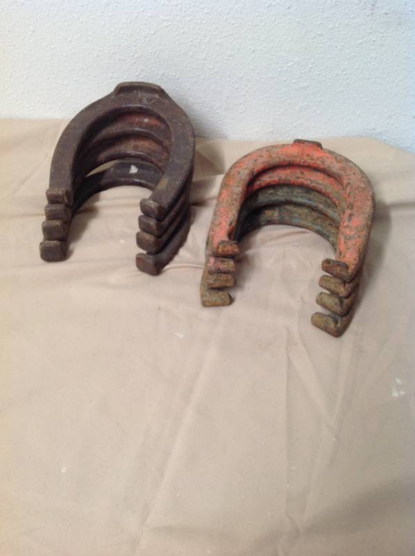 lot 65 image: Set Of Horse Shoes - Two Players