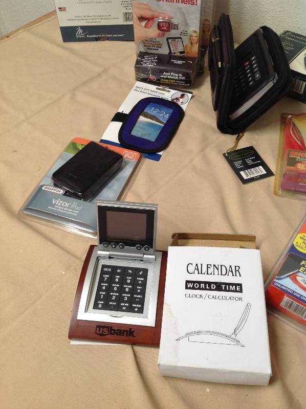 lot 78 image: New House Hold and Electronic Items - Cleaners, Rabbit TV, Arm Band, Bed Stands