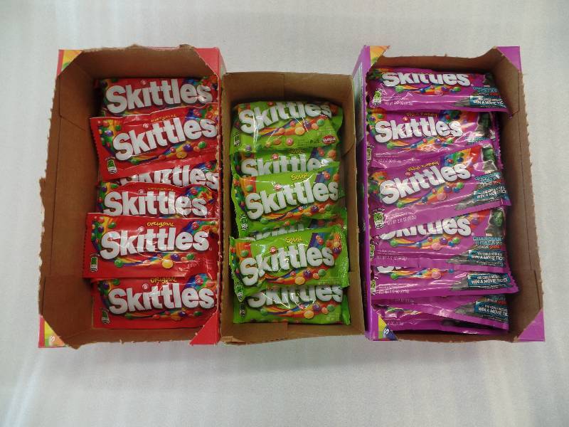 lot 12 image: Skittles