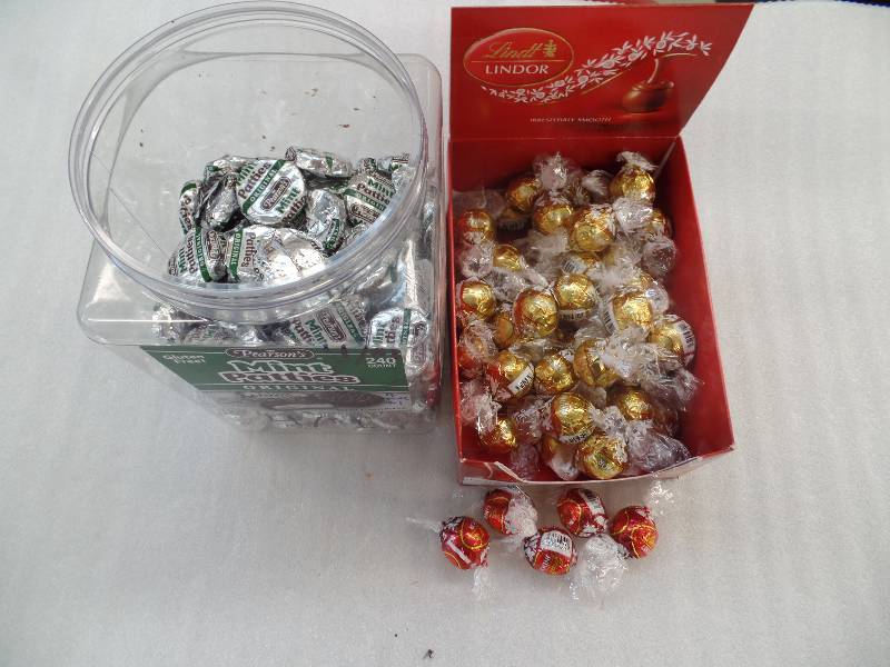 lot 25 image: Bite Size Chocolates