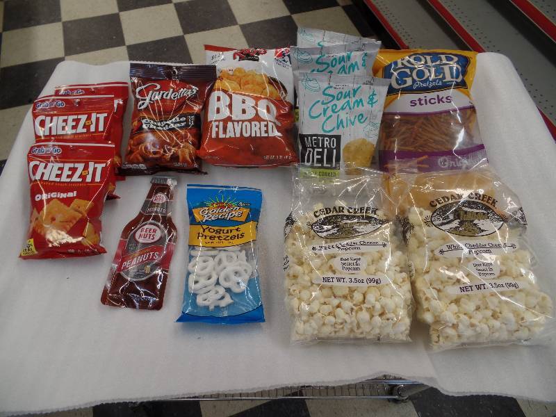 lot 27 image: Snacks