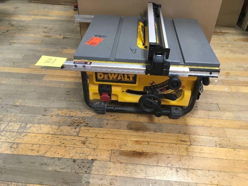 lot 31 image: DeWalt 10 inch Table Saw In working conditions