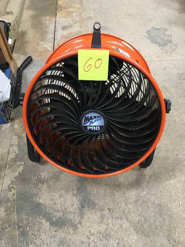 lot 60 image: MAX Air 16 Turbo High Velocity Floor Fan in working conditions