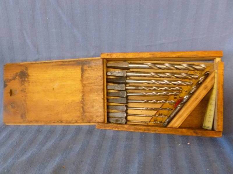 lot 56 image: Drill Bit Set