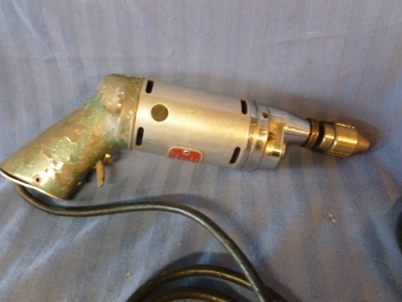 lot 60 image: Electric Drill
