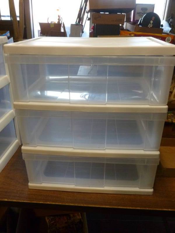 lot 72 image: Organizer Drawer