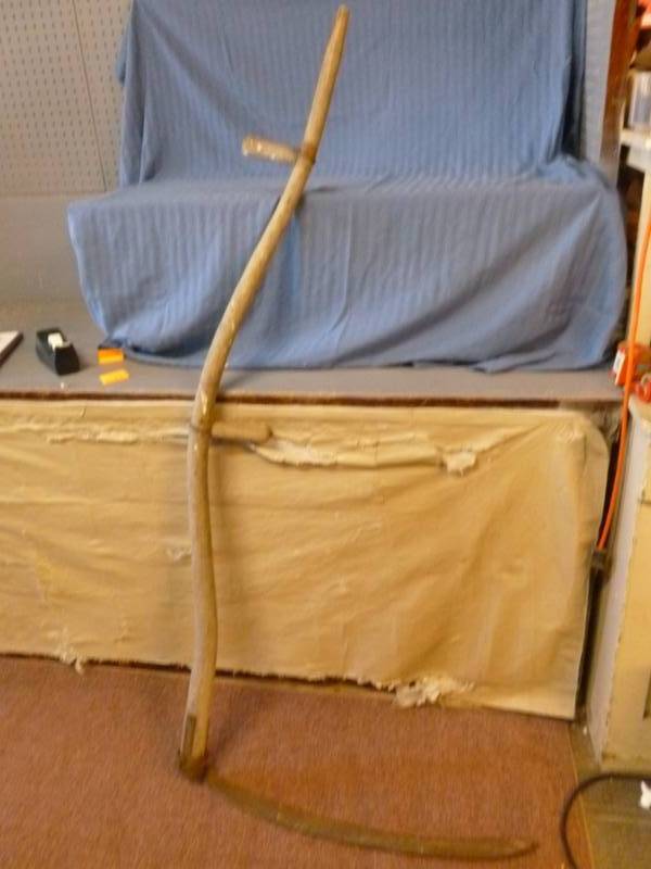 lot 77 image: Antique Scythe