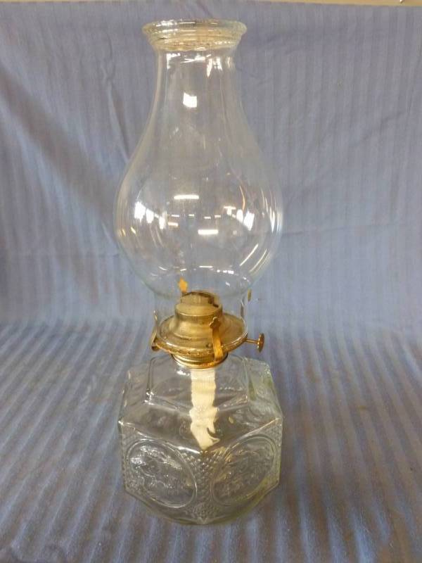 lot 80 image: Oil Lamp