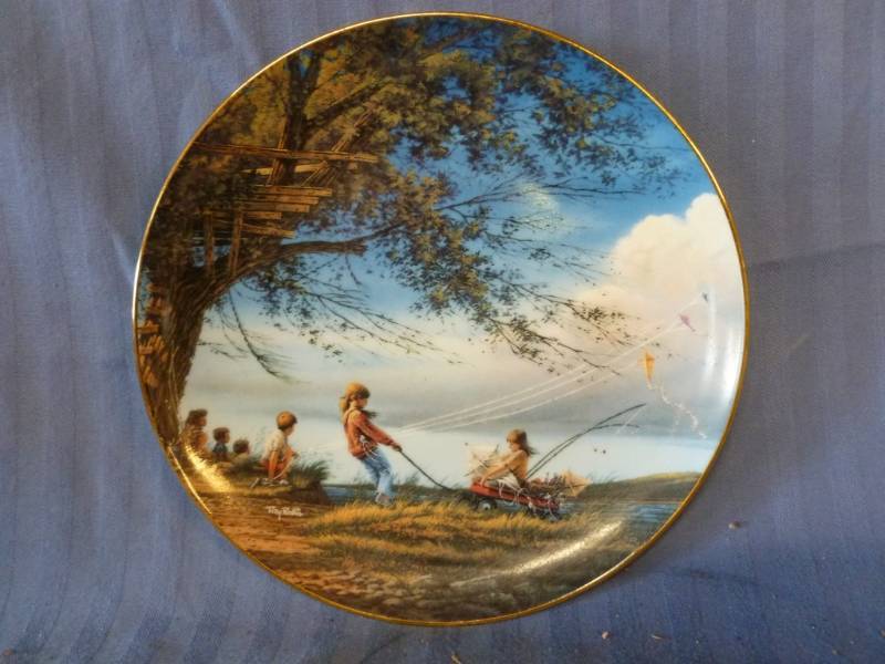 lot 103 image: Terry Redlin Plate Decoration