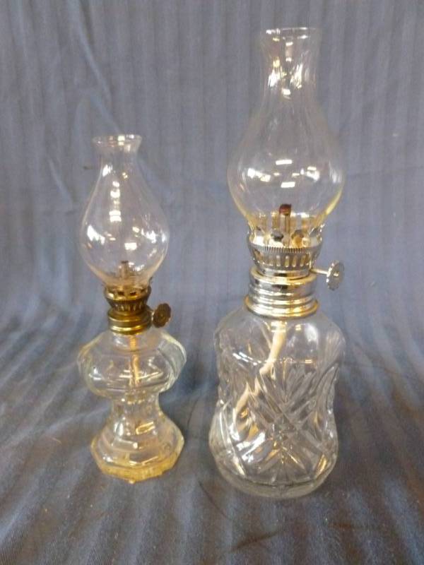 lot 115 image: Oil Lamps