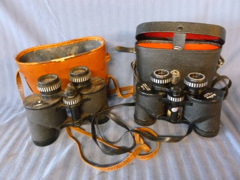 lot 138 image: Binoculars