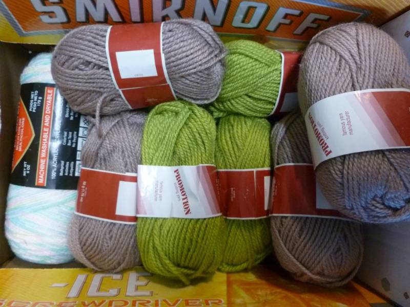 lot 148 image: Yarn