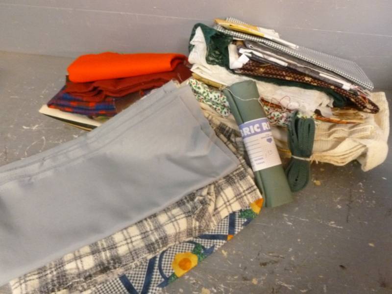 lot 158 image: Fabric