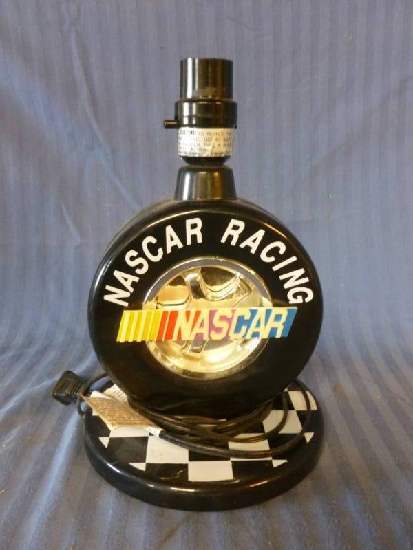 lot 162 image: NASCAR Lamp