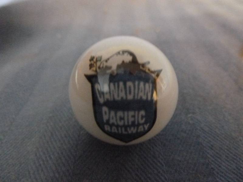 lot 213 image: Logo Marble