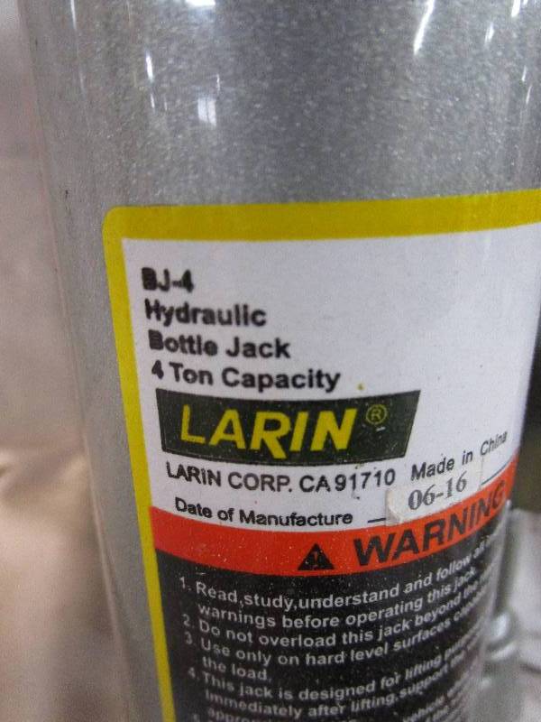 lot 77 image: 4  Ton Hydrauli Bottle Jack
